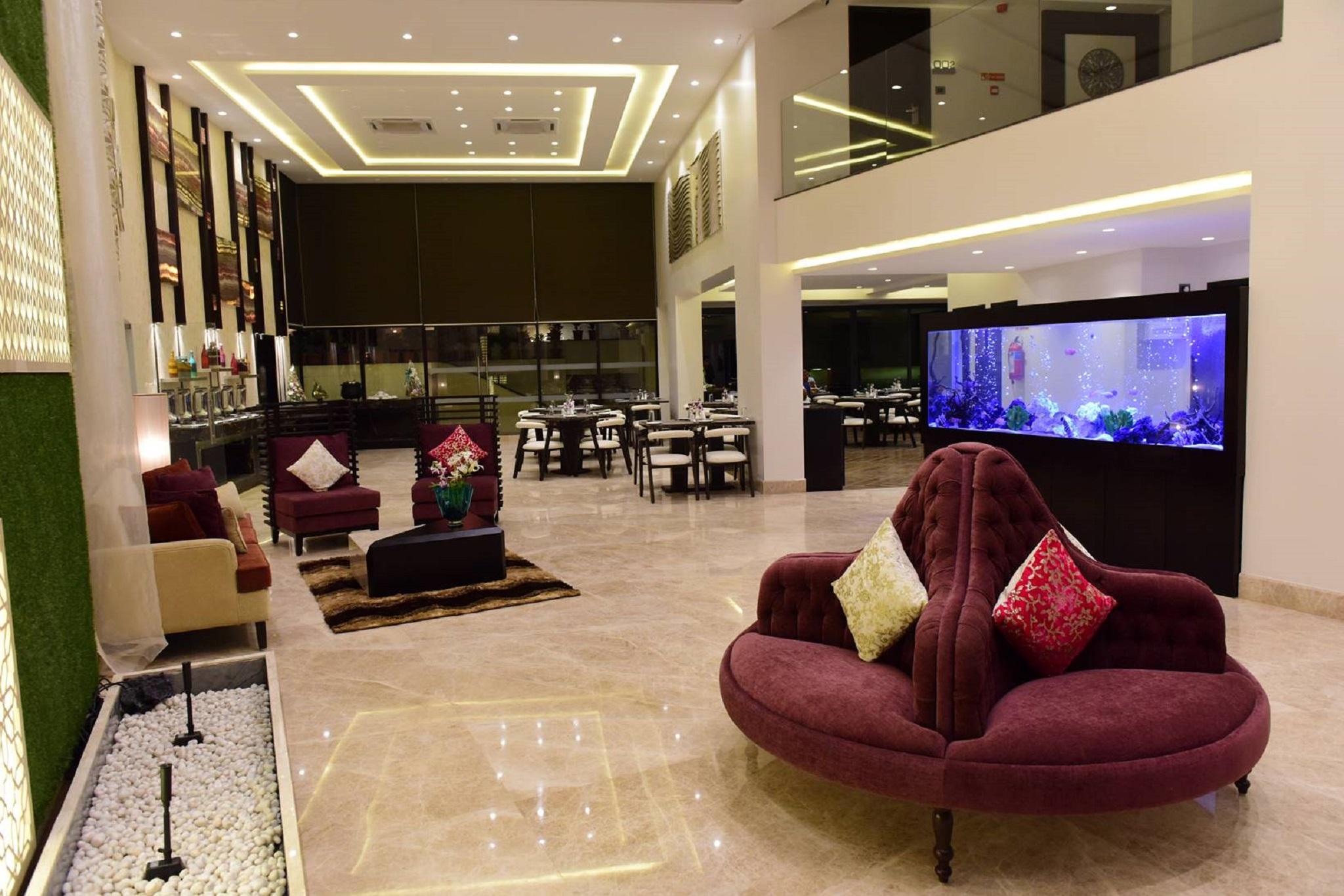 Отель The Flora Grand, Vasco, Goa Васко-да-Гама Экстерьер фото